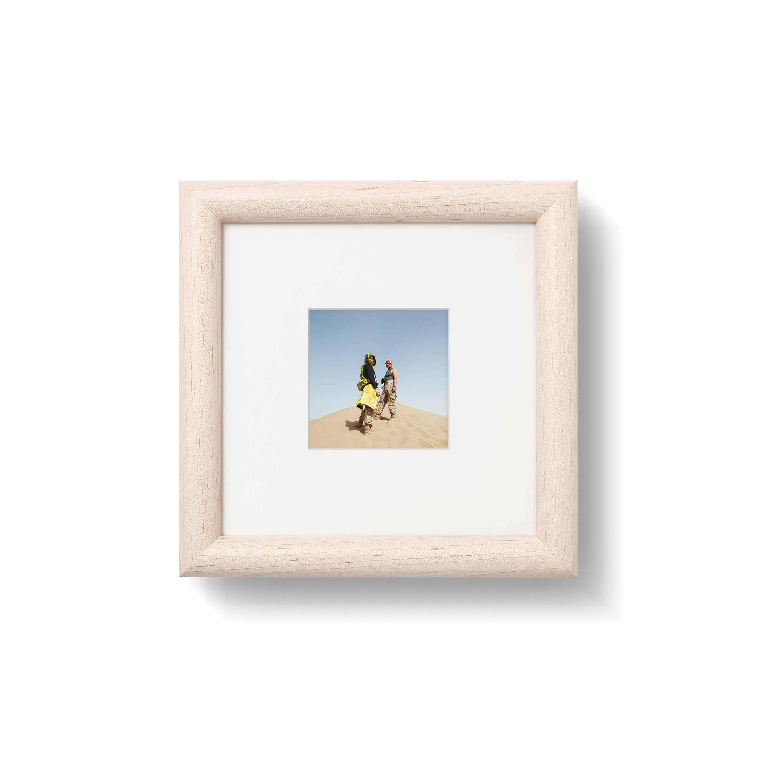 Bleached Maple Round – Framebridge