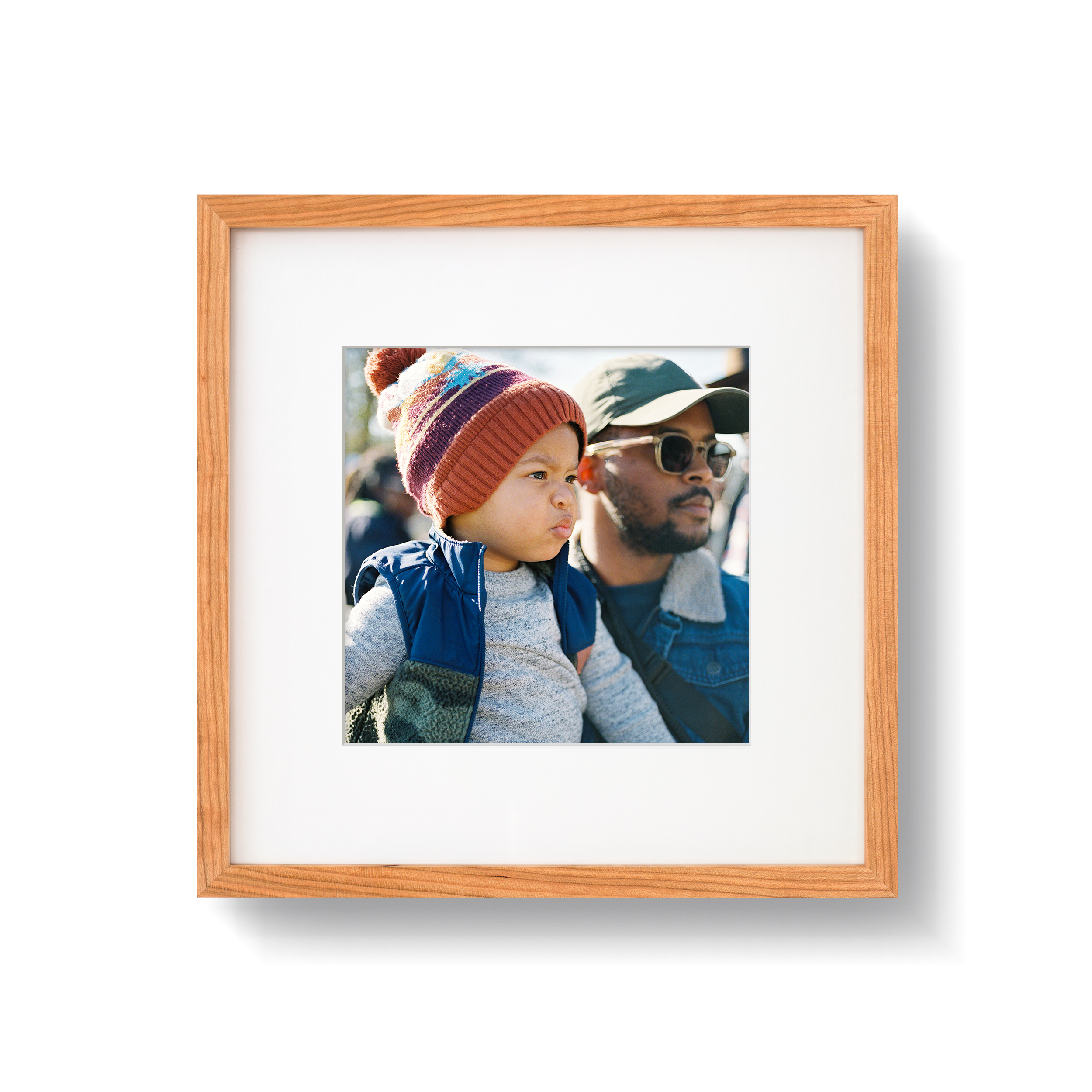 Framebridge Cherry Gallery Wood Frame Review & Quality Analysis