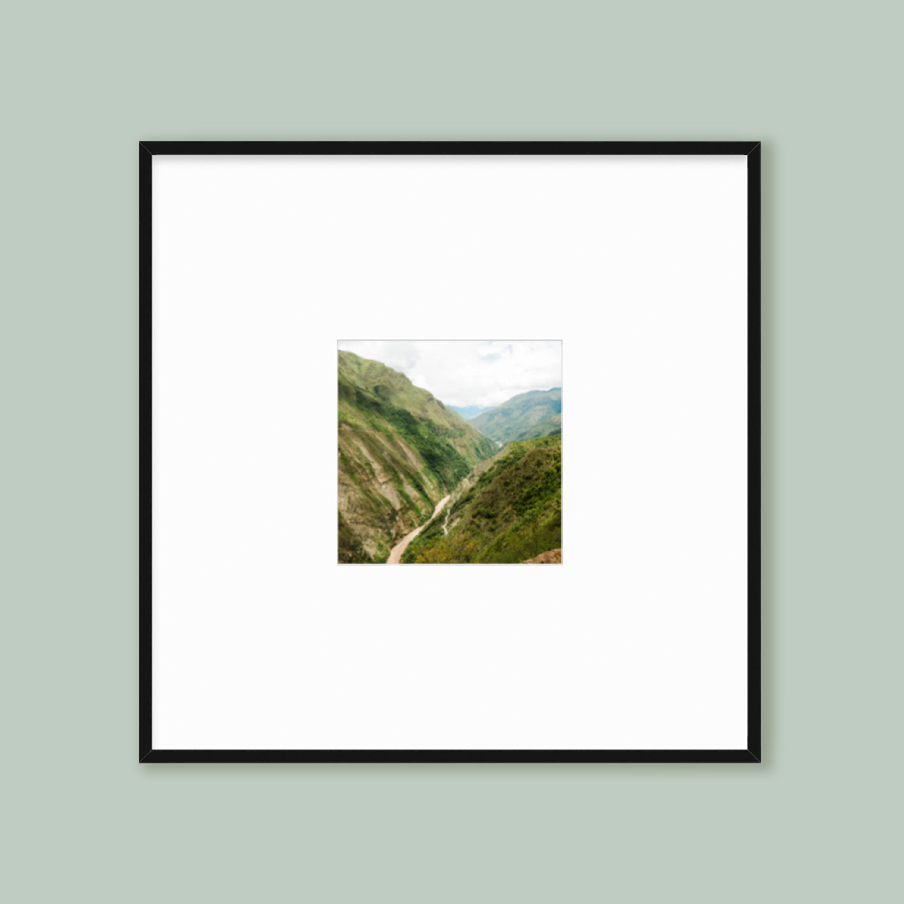 The Oversized Grid Single Frame Framebridge