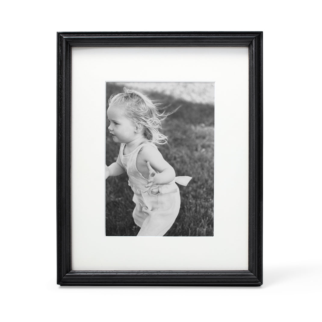 Classic Black Frame: 9x11