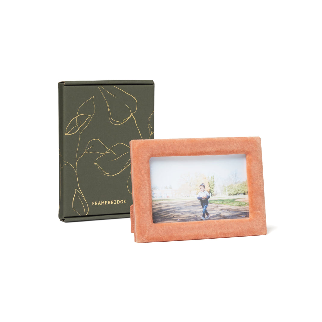 Velvet Frame Terracotta: 5x7