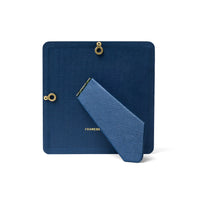 Premium tabletop backing that allows you to swap photos