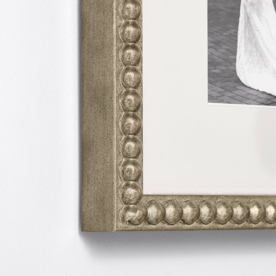 Left hand corner of frame