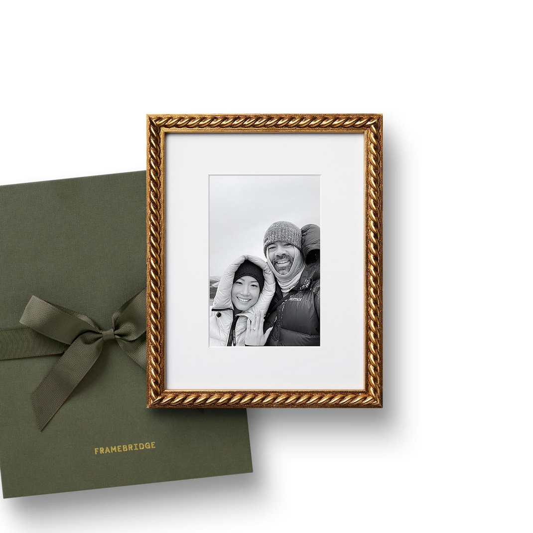 The Perfect Gift: 8x10