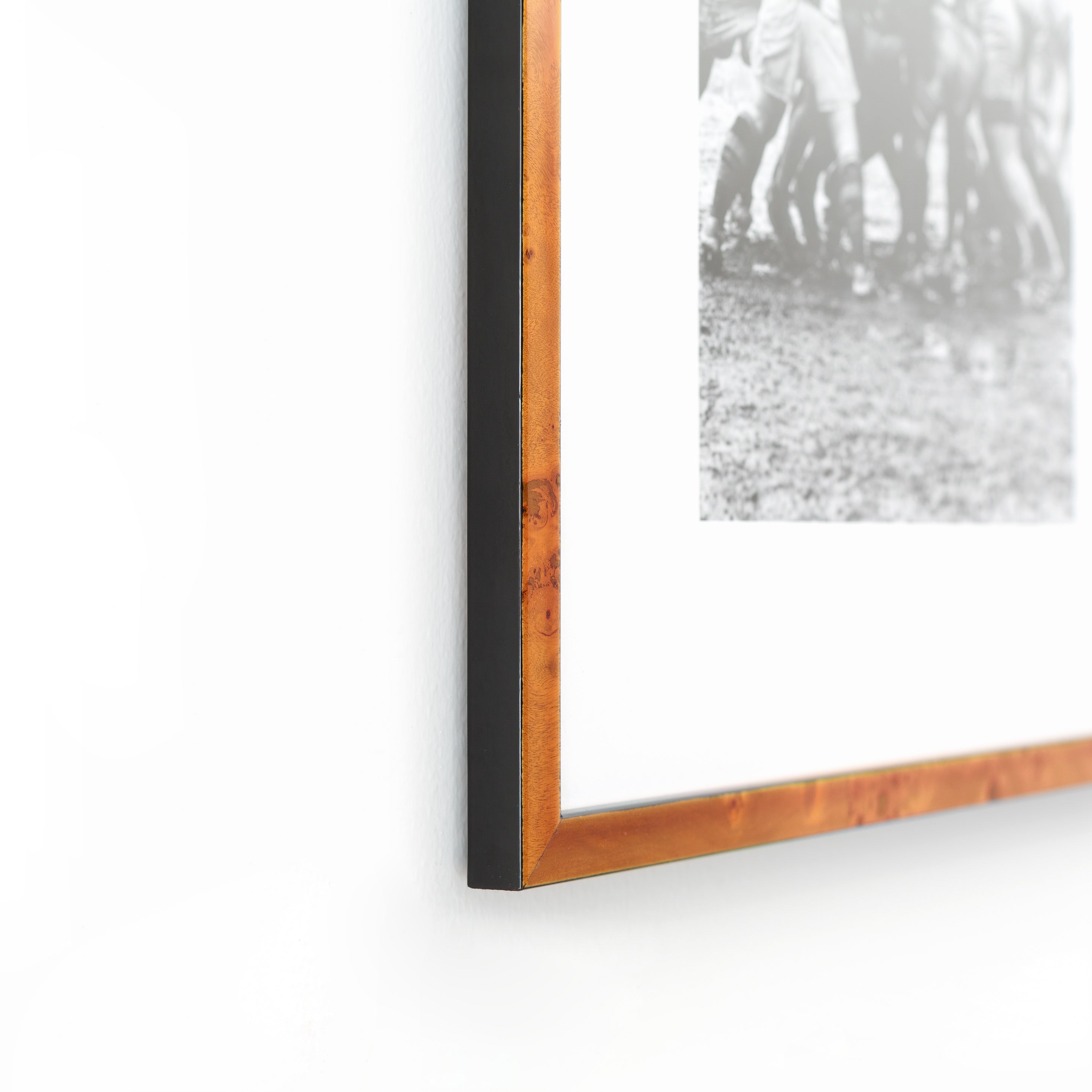 Buy Frame Galant Walnut 30x30 cm here 